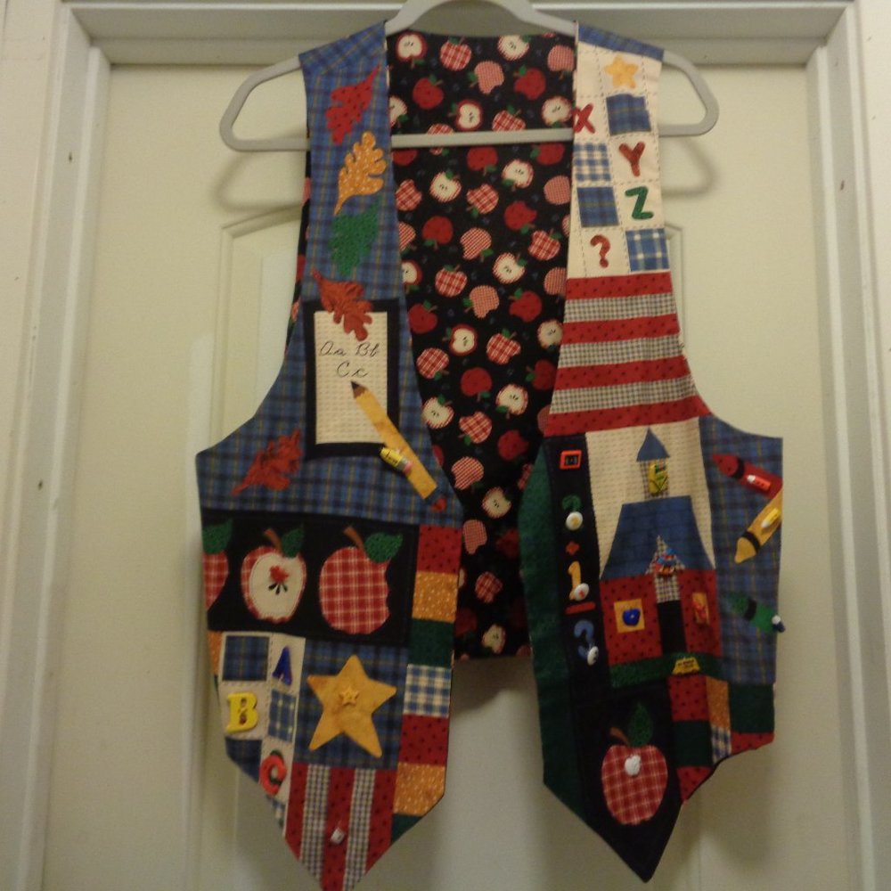 BACK TO SCHOOL REVERSABLE FALL VEST 1X/2X